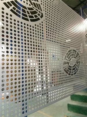 주문 패널 알루미늄 조각 뚫린 알루미늄 장식판 창문 부착 online manufacture